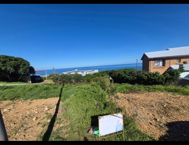 820M² VACANT LAND FOR SALE IN DANA BAY